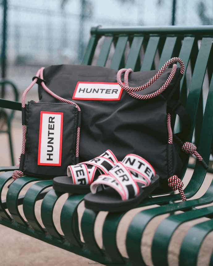 Men Hunter Travel Ripstop Recycled Nylon Phone Pouch Black/Red Box Logo 68TN2X377