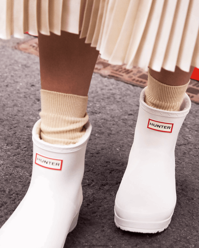 Women Hunter Play Vegan Shearling Insulated Short Rain Boots White Willow 68TN2X220