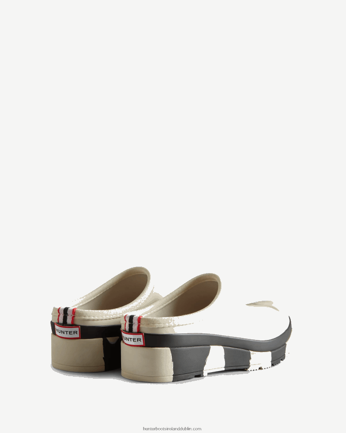 Women Hunter PLAY Striped Sole Clogs White Willow/Black 68TN2X250